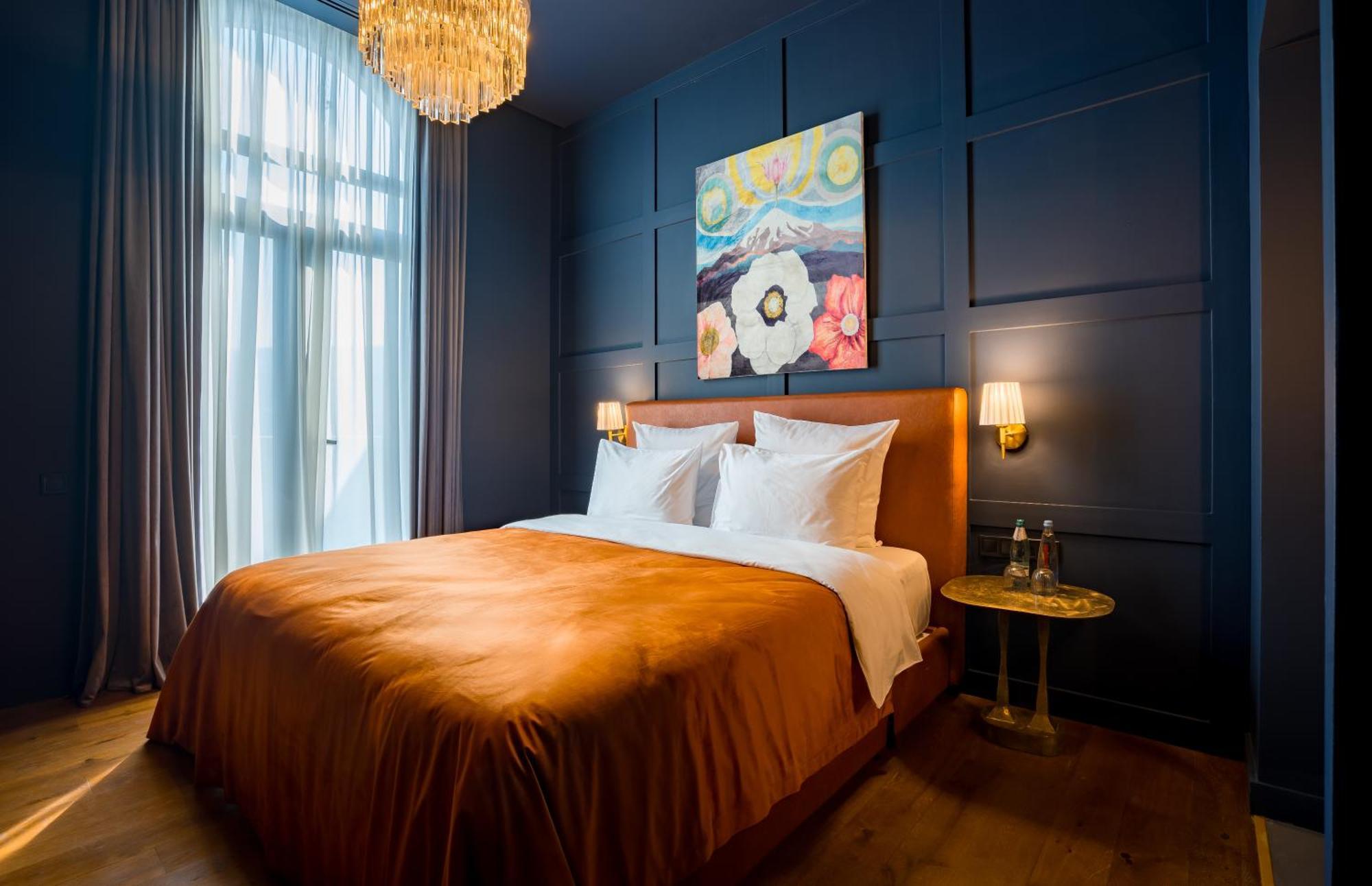 Zorba&Bond Boutique Hotel Tbilisi Bagian luar foto