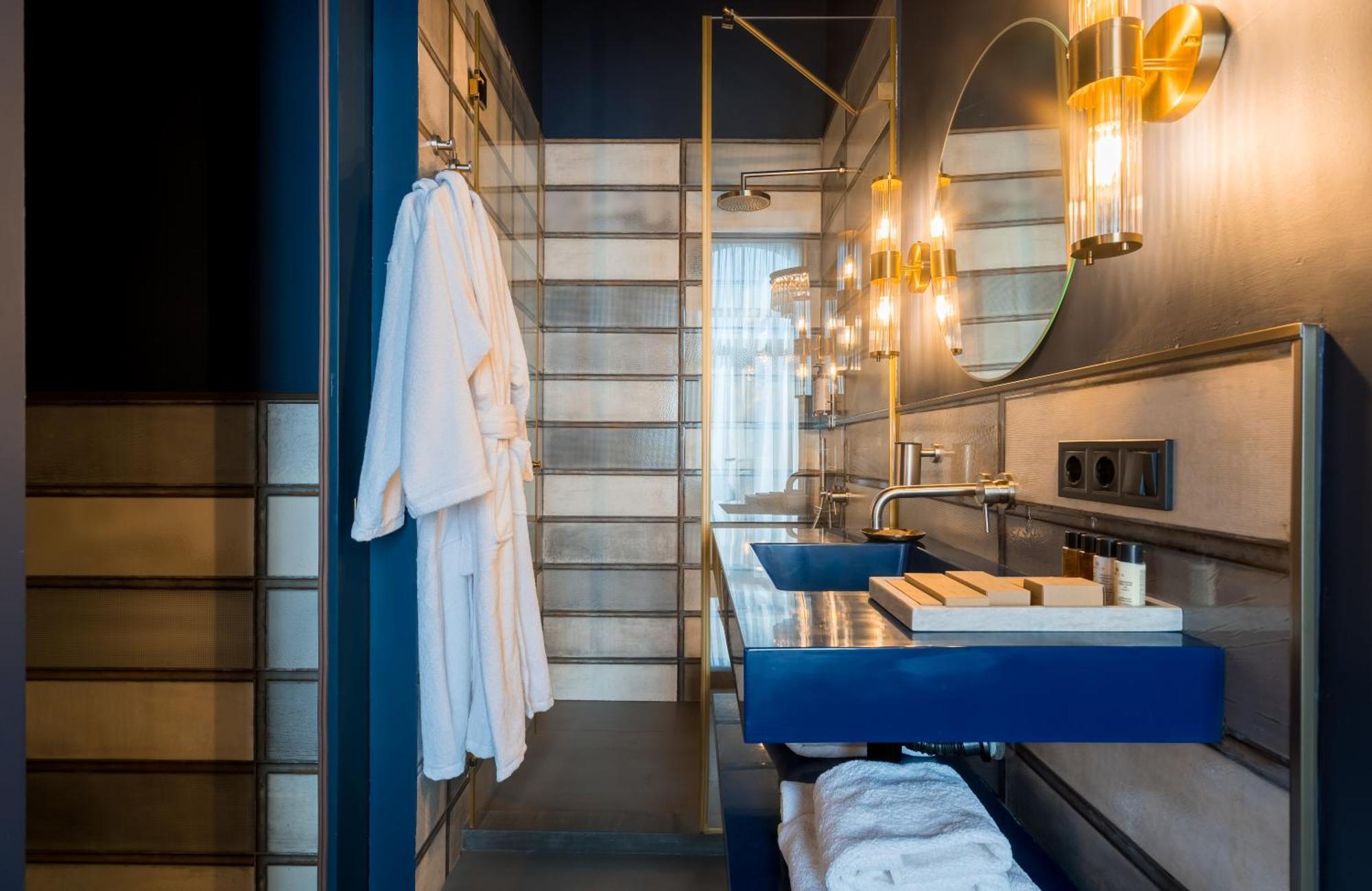 Zorba&Bond Boutique Hotel Tbilisi Bagian luar foto