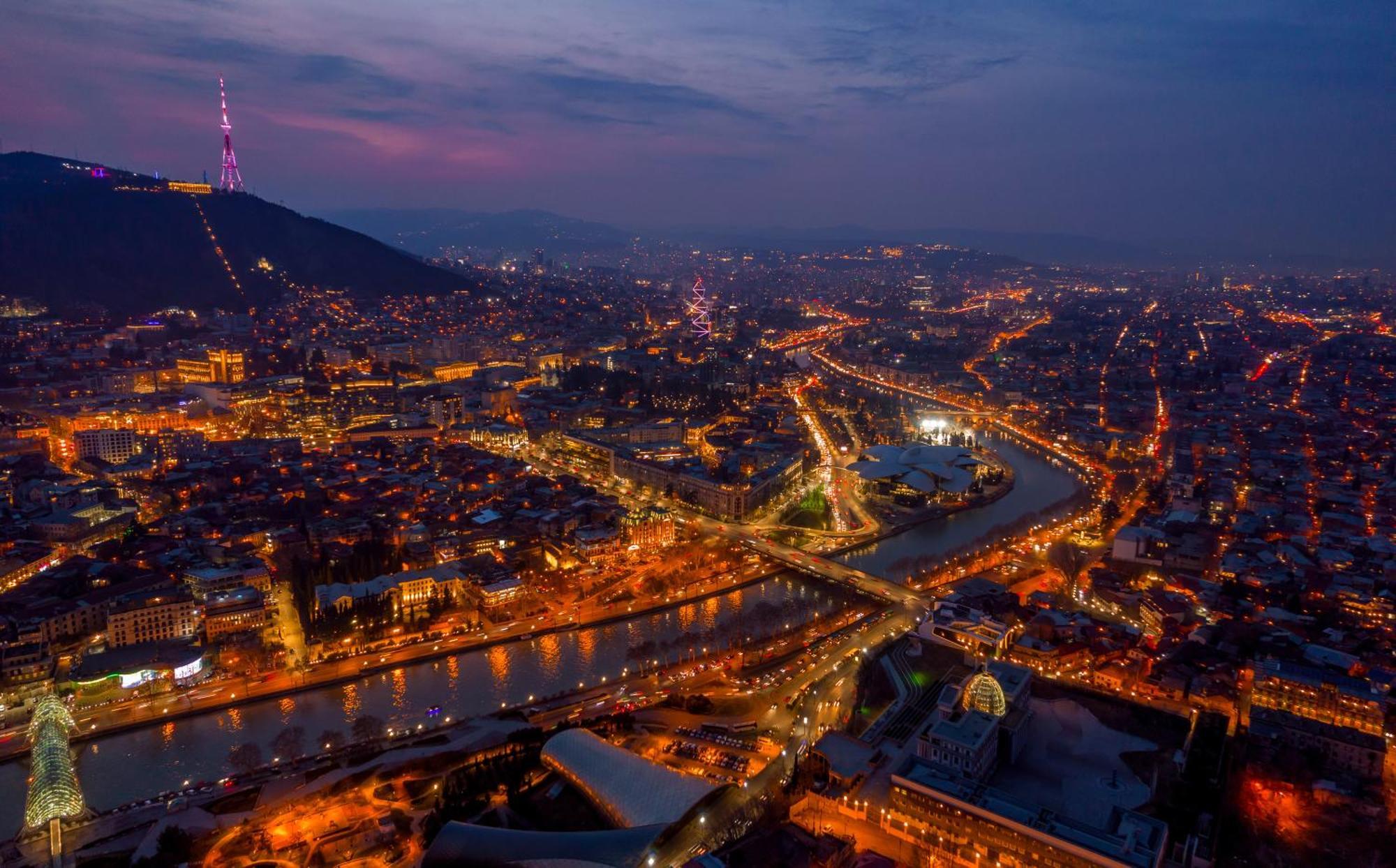 Zorba&Bond Boutique Hotel Tbilisi Bagian luar foto