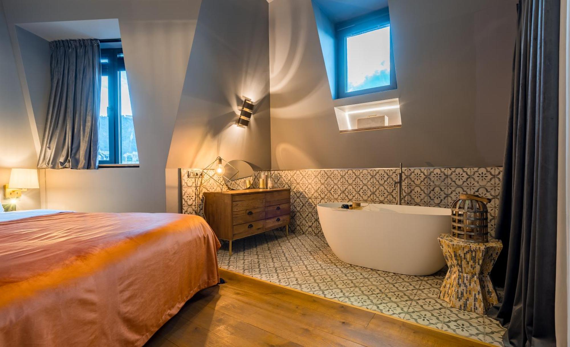 Zorba&Bond Boutique Hotel Tbilisi Bagian luar foto