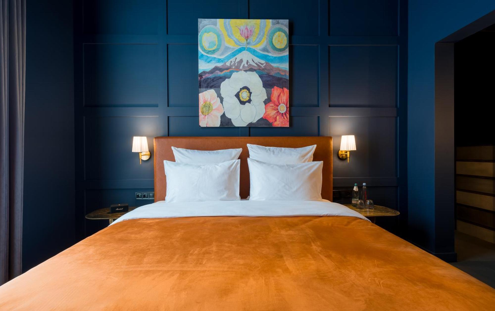 Zorba&Bond Boutique Hotel Tbilisi Bagian luar foto